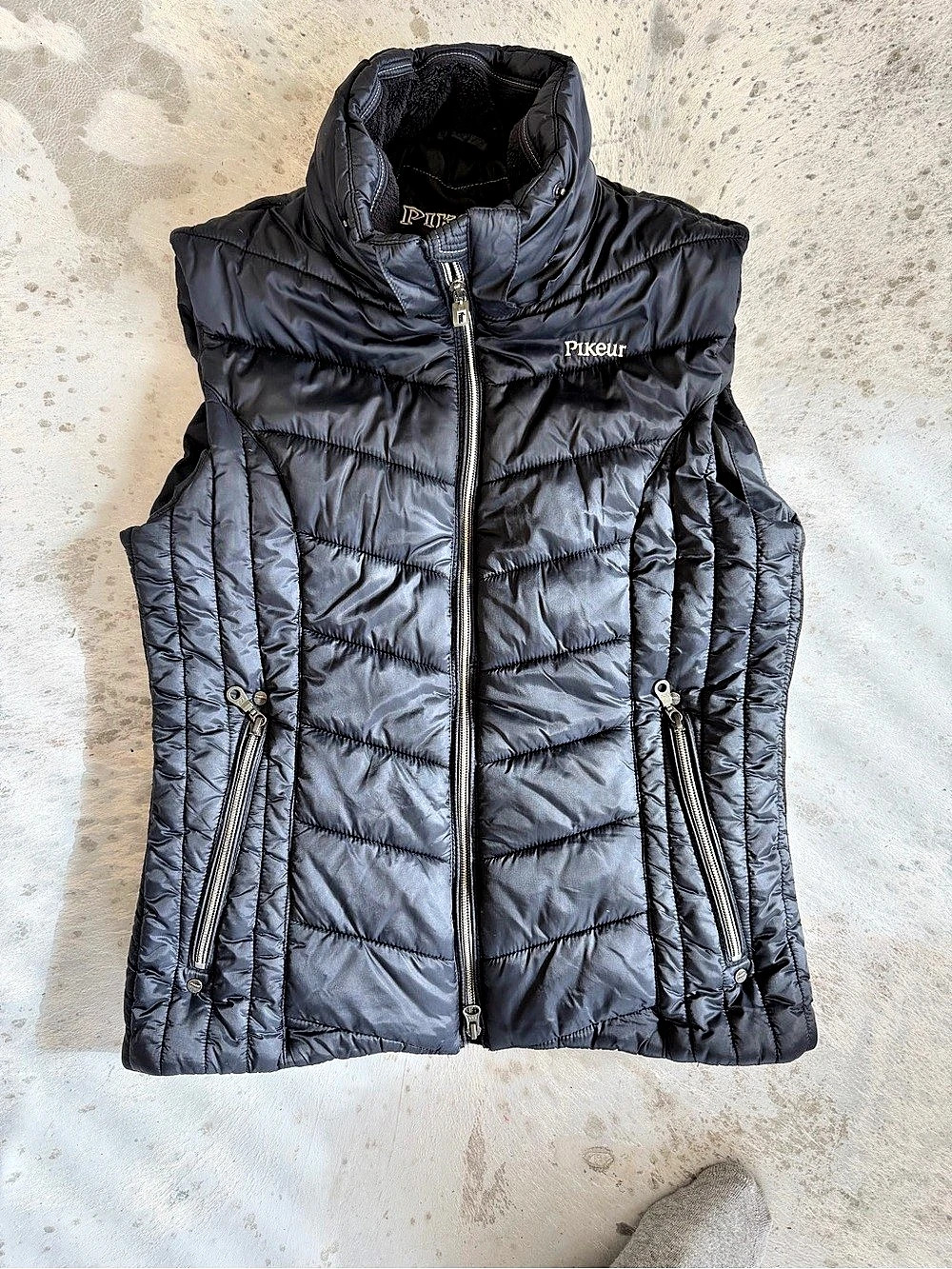 Pikeur Women’s Quilted Riding Vest Black Equestrian Soft Collar M